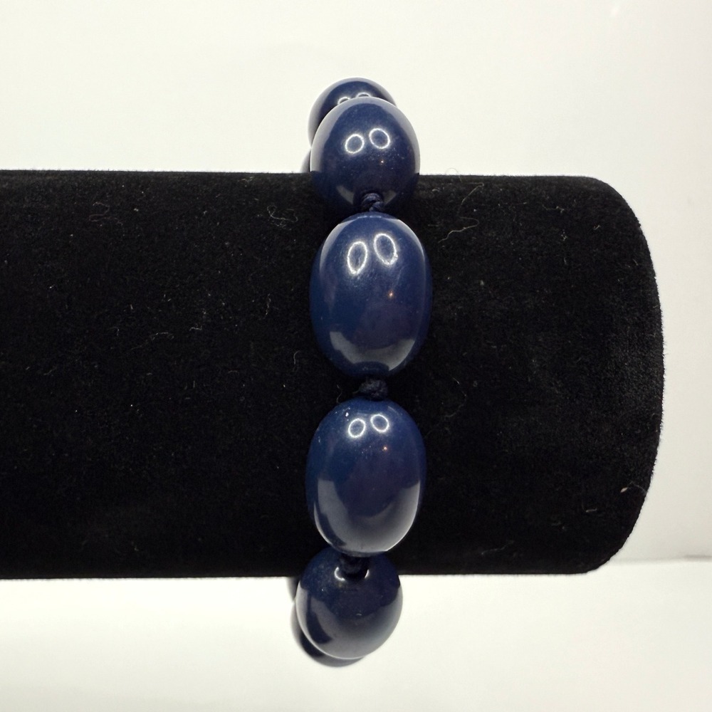 Vintage Trifari Acrylic Blue Bead Bracelet Designer Fashion Costume Jewelry 6.5